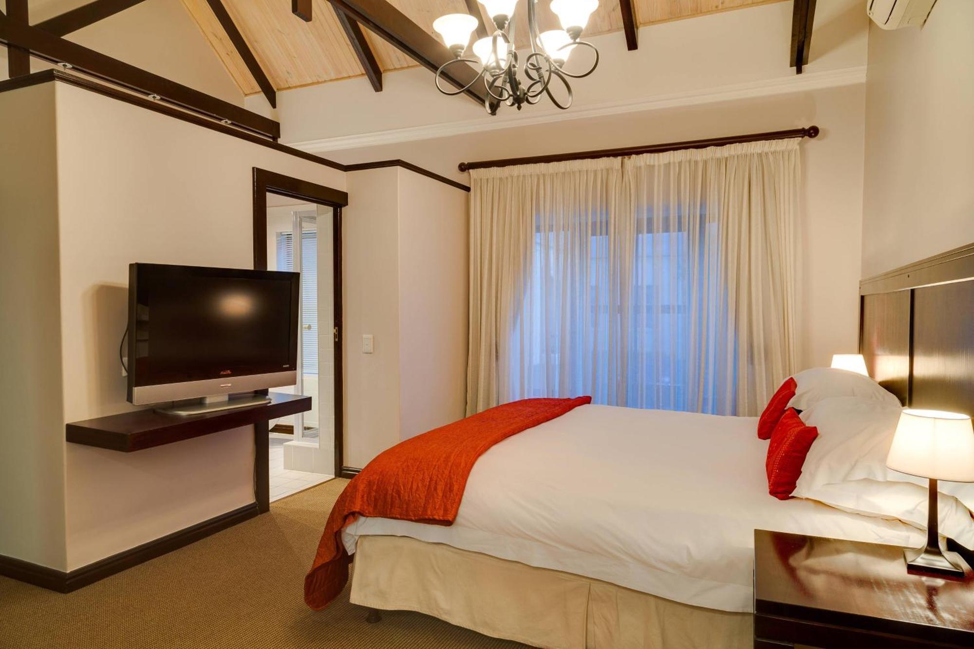 Protea Hotel By Marriott Dorpshuis & Spa Stellenbosch Exterior foto